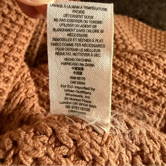 Free People Pullover Waffle knit sweater Oversized Orange Brown Distressed L - Picture 14 of 15